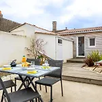 Agreable Maison Sablaise 度假居 *