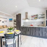 Agreable Maison Sablaise 莱萨布勒-多洛讷