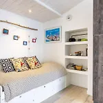 Agreable Maison Sablaise * 莱萨布勒-多洛讷