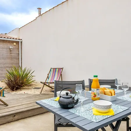 Vakantiehuis Agreable Maison Sablaise *