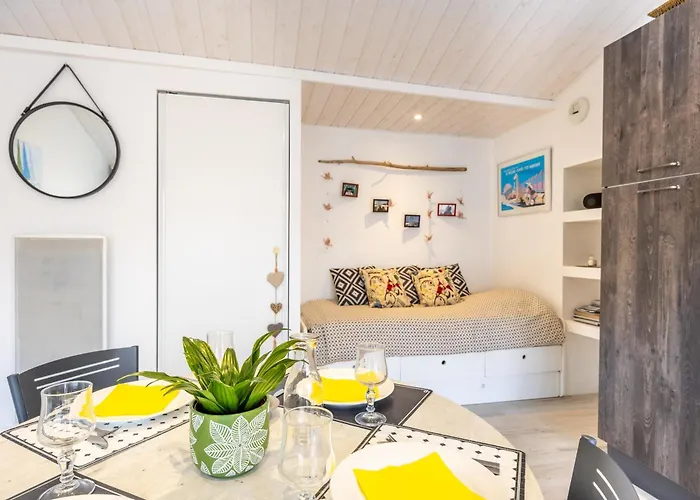 Vakantiehuis Agreable Maison Sablaise *